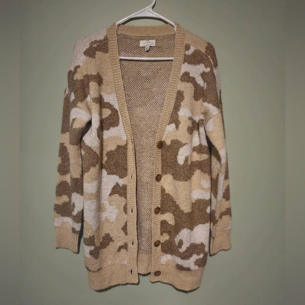 Lucky Brand tan camo cardigan size medium